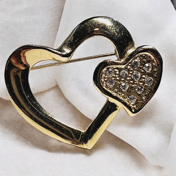 Vtg Overlapping Hearts Brooch Double Love Connection Rhinestones Pin Gold Tone - Picture 1 of 7